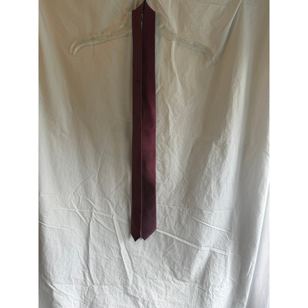 Nautica Mens Silk Blend Necktie Burgundy Red Navy Blue Micro Striped BusinessTie